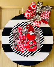 Load image into Gallery viewer, Interchangeable Door Hanger Attachment-VALENTINES DAY
